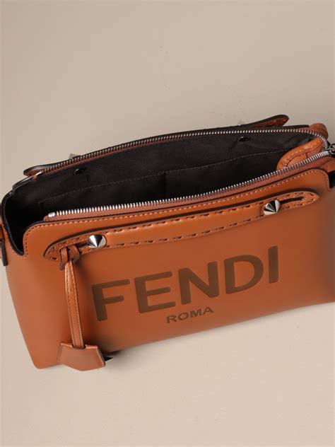 bauletto fendi pelle|Bauletti .